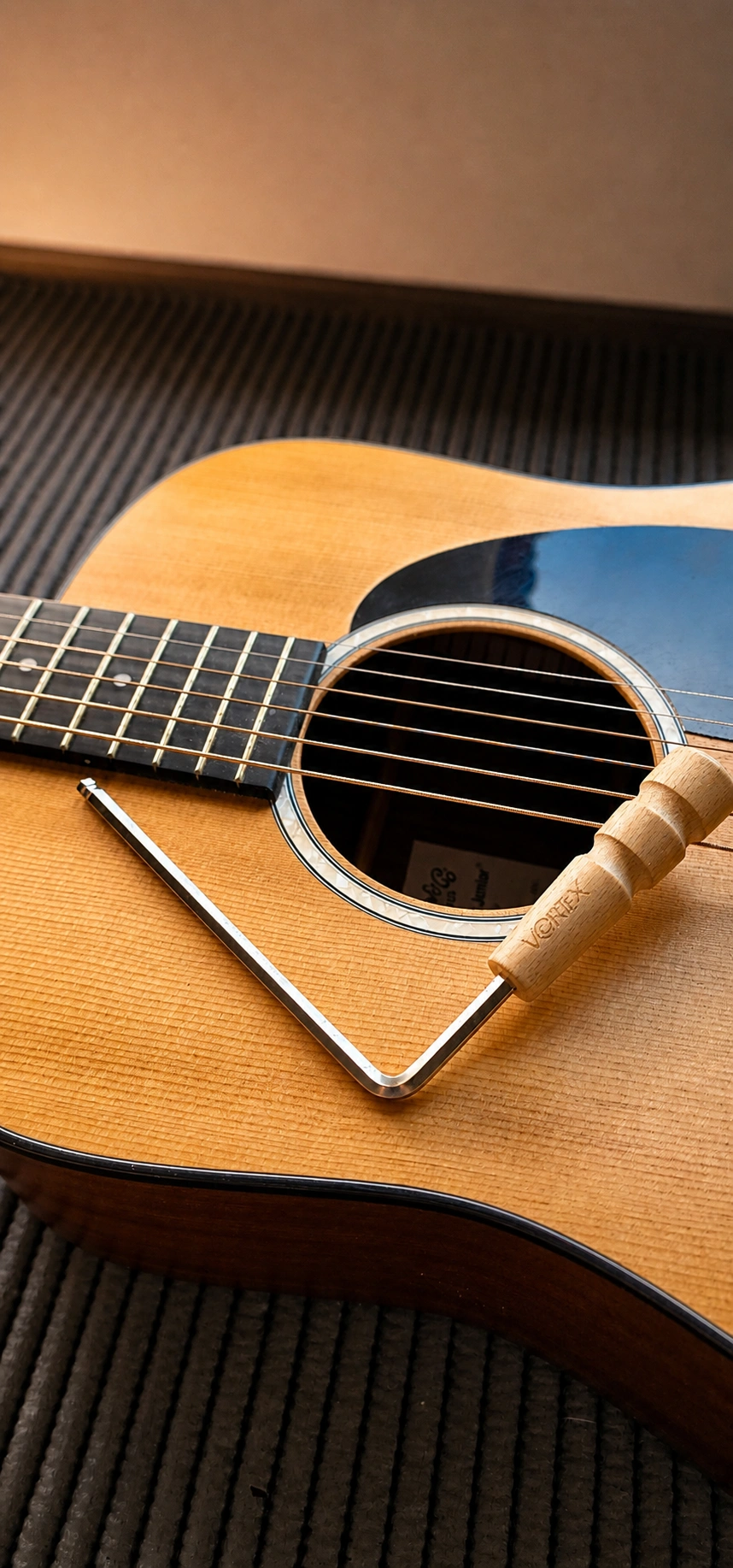 Regulagem de violão e guitarra profissional na Anders Custom Music em Dourados